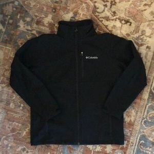 Columbia men’s soft shell jacket black size large